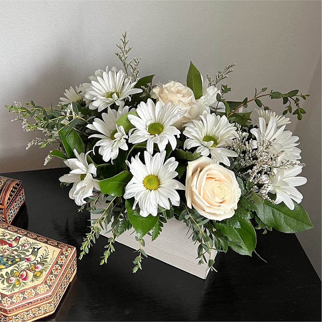 Fresh Linen Box Bouquet –  Flora Bloom, Menifee CA