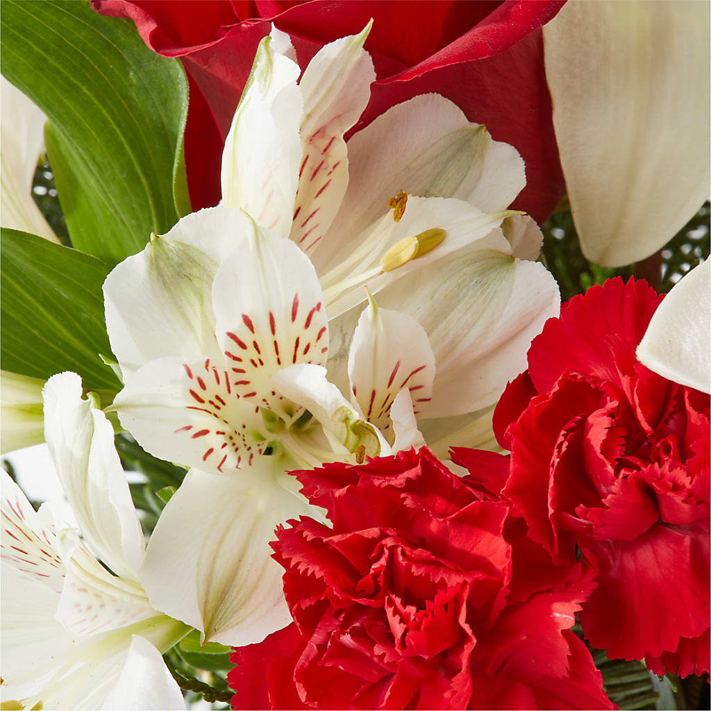 Holiday Season Bouquet –  Flora Bloom, Menifee CA