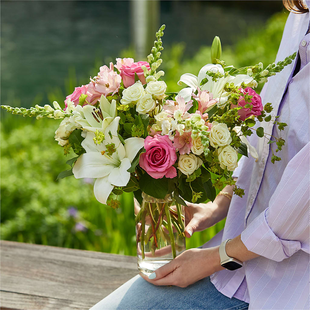 Fondly Bouquet –  Flora Bloom, Menifee CA